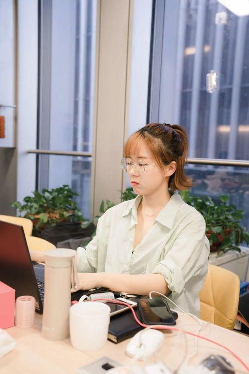 粉丝福利茶桌在线观看,茶桌在线观看盛宴